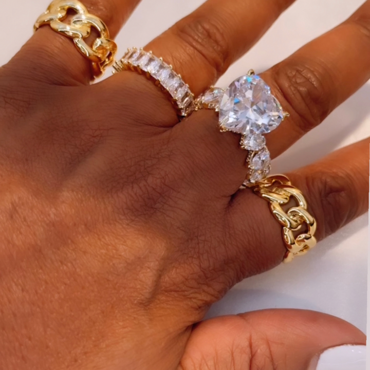 Chunky Cuban Link Ring - Gold