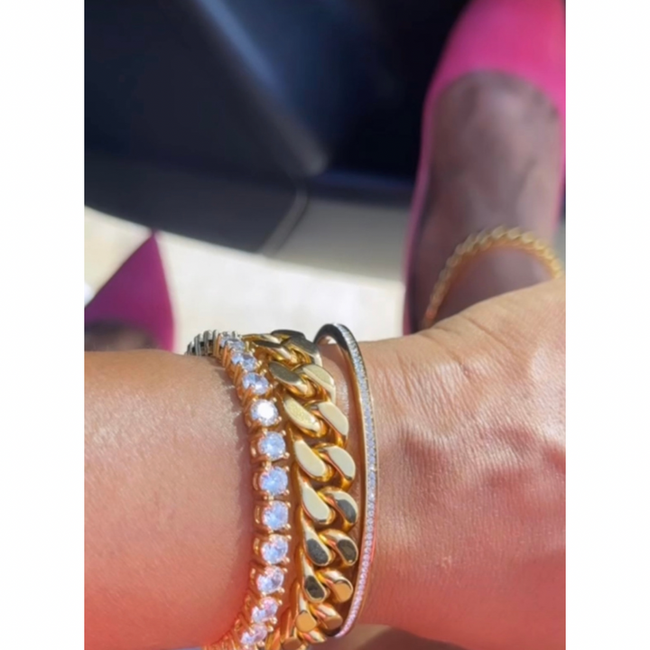 Gold Thin Diamond Bracelet